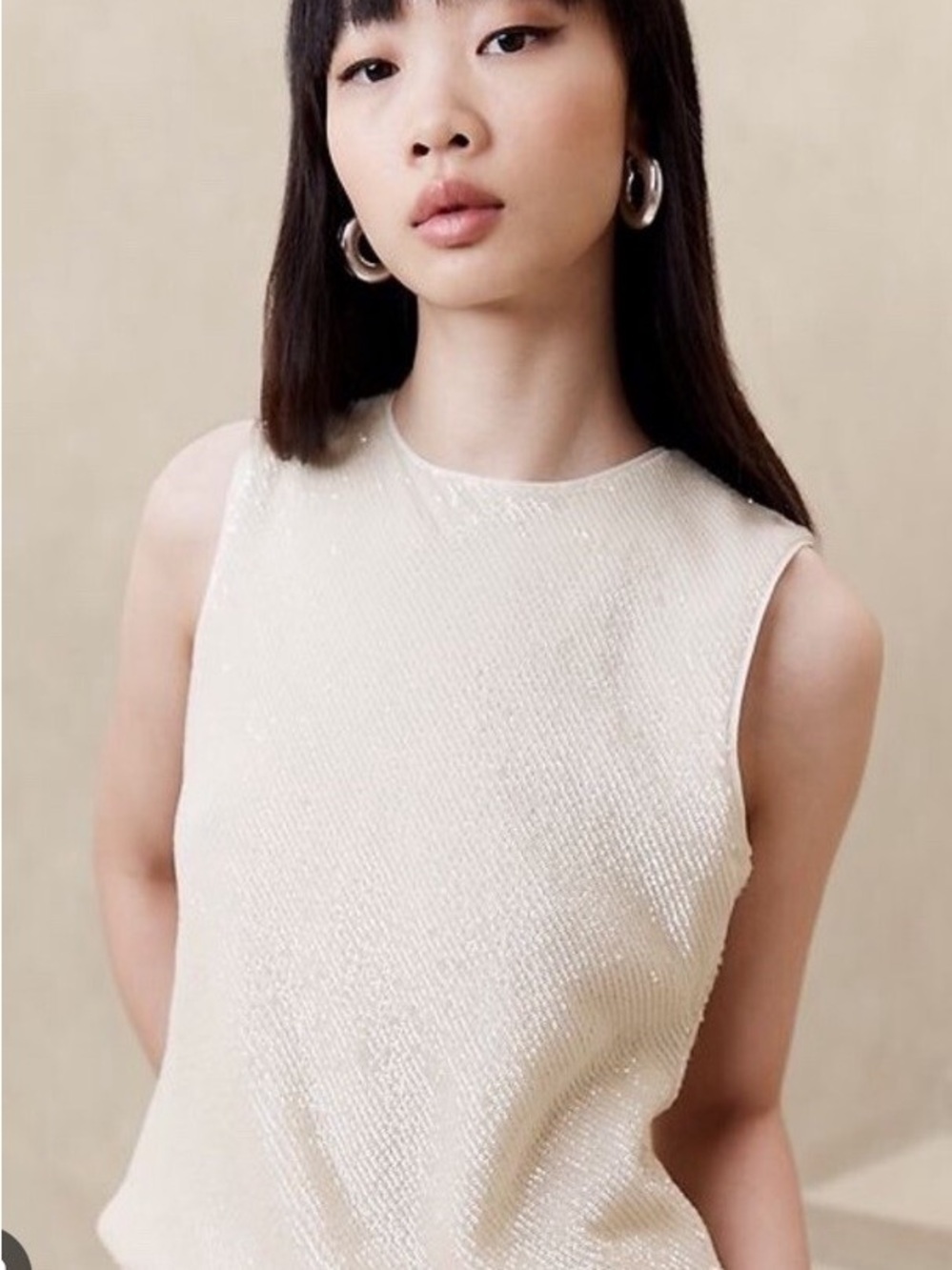 Banana Republic Classy Ivory Bianca All over Sequin Round neckline Tank M